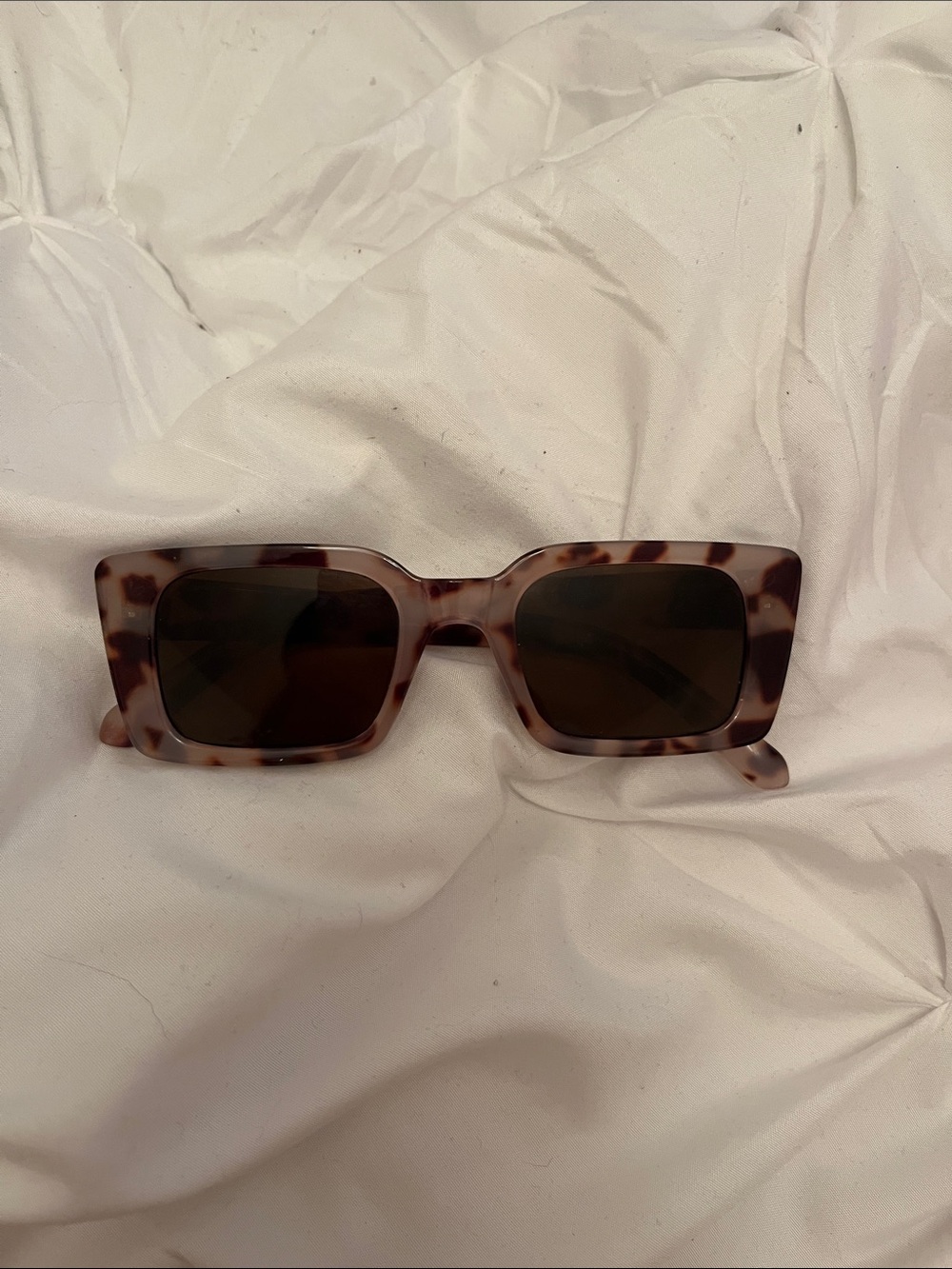 Tortoiseshell Rectangle Women's Sunglasses - Brown Lenses
